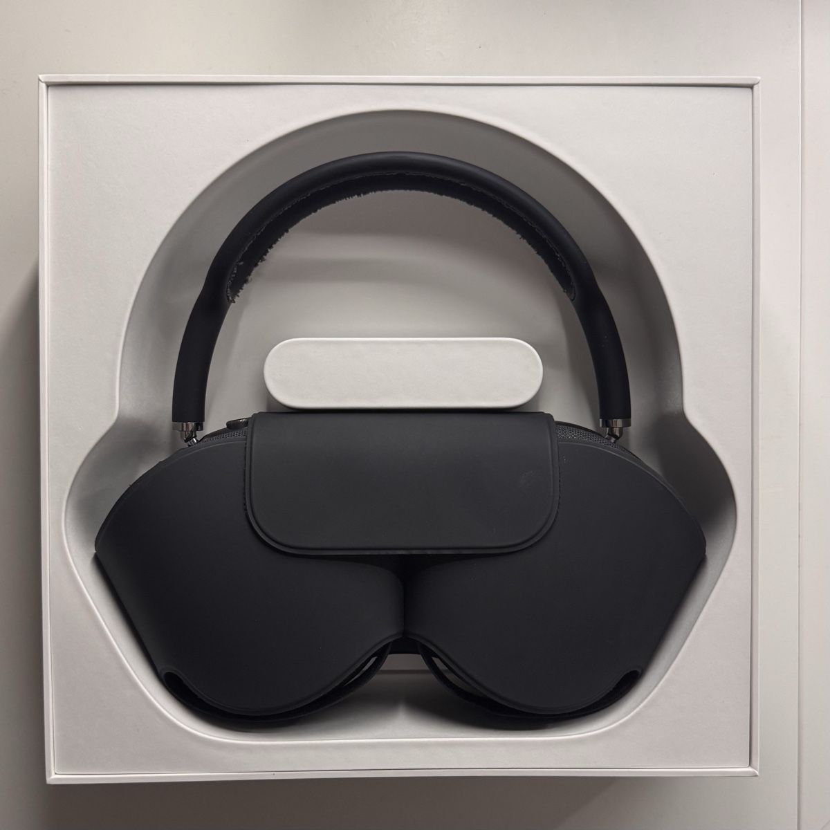 Apple Cuffie: Apple Airpods Pro Max Space Grey – Usato da Sissach venduto da jameliagr 2