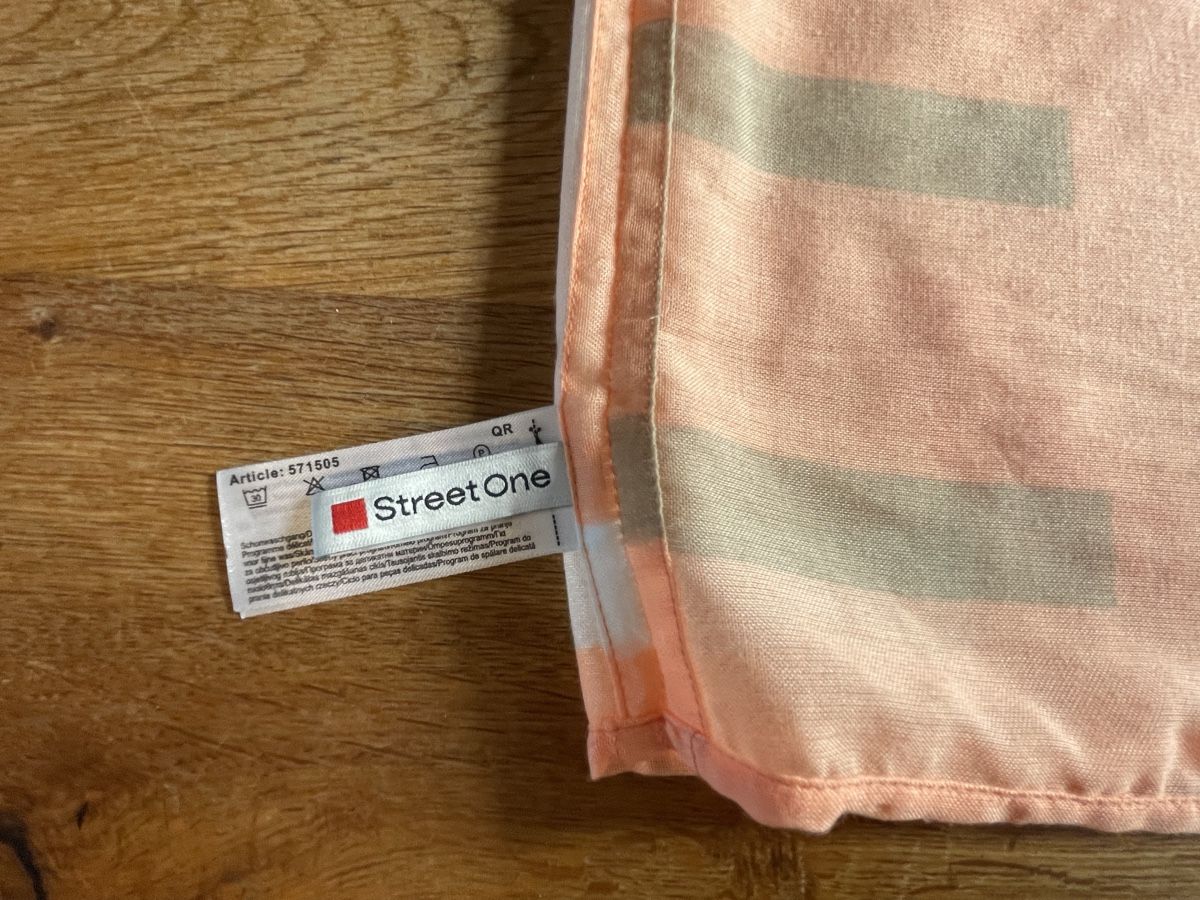 Foulard & Sciarpe: 2x Schal / Loop Street One – Usato da Niederbüren venduto da poschti 1