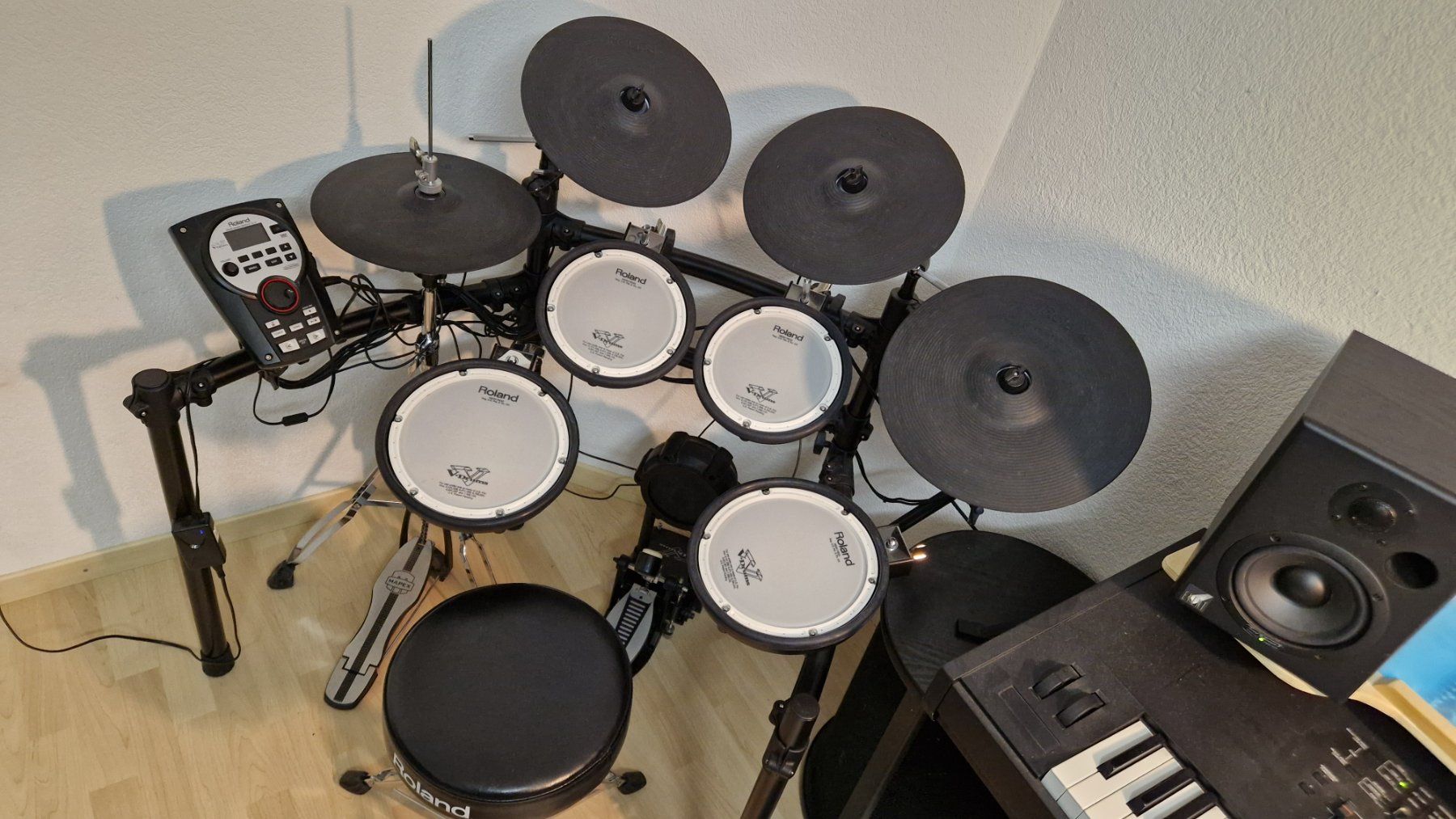 Roland Strumenti musicali: E-Drum Roland TD-11 – Usato da Otelfingen venduto da V_St
