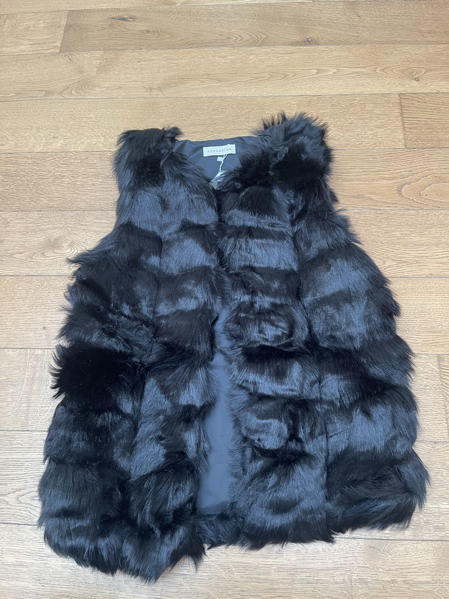 Gilet & Giacche senza maniche: Schwarzes Kunstfellgilet Neu! – Nuovo e nell'imballaggio originale da Bassersdorf venduto da Sandy456 4