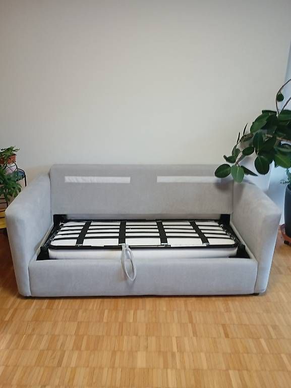 Sofas: ausziehbare Couch / Schlafsofa – D'occasion à Zürich par chi_mf28 2