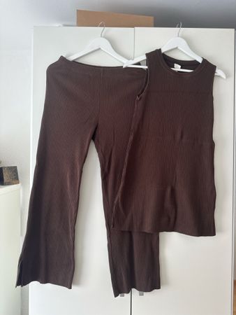 H&M Ripp Set Braunes Oberteil Hose Grösse XS guter Zustand