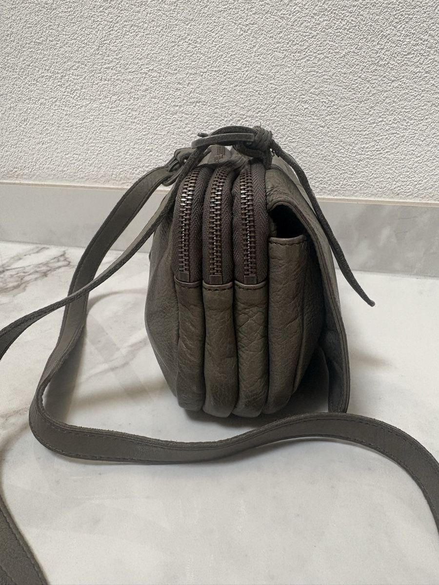 Liebeskind Borse da donna: Ledertasche Liebeskind Farbe Schlamm  – Usato da Estavayer-le-Lac venduto da Mimmy02 1