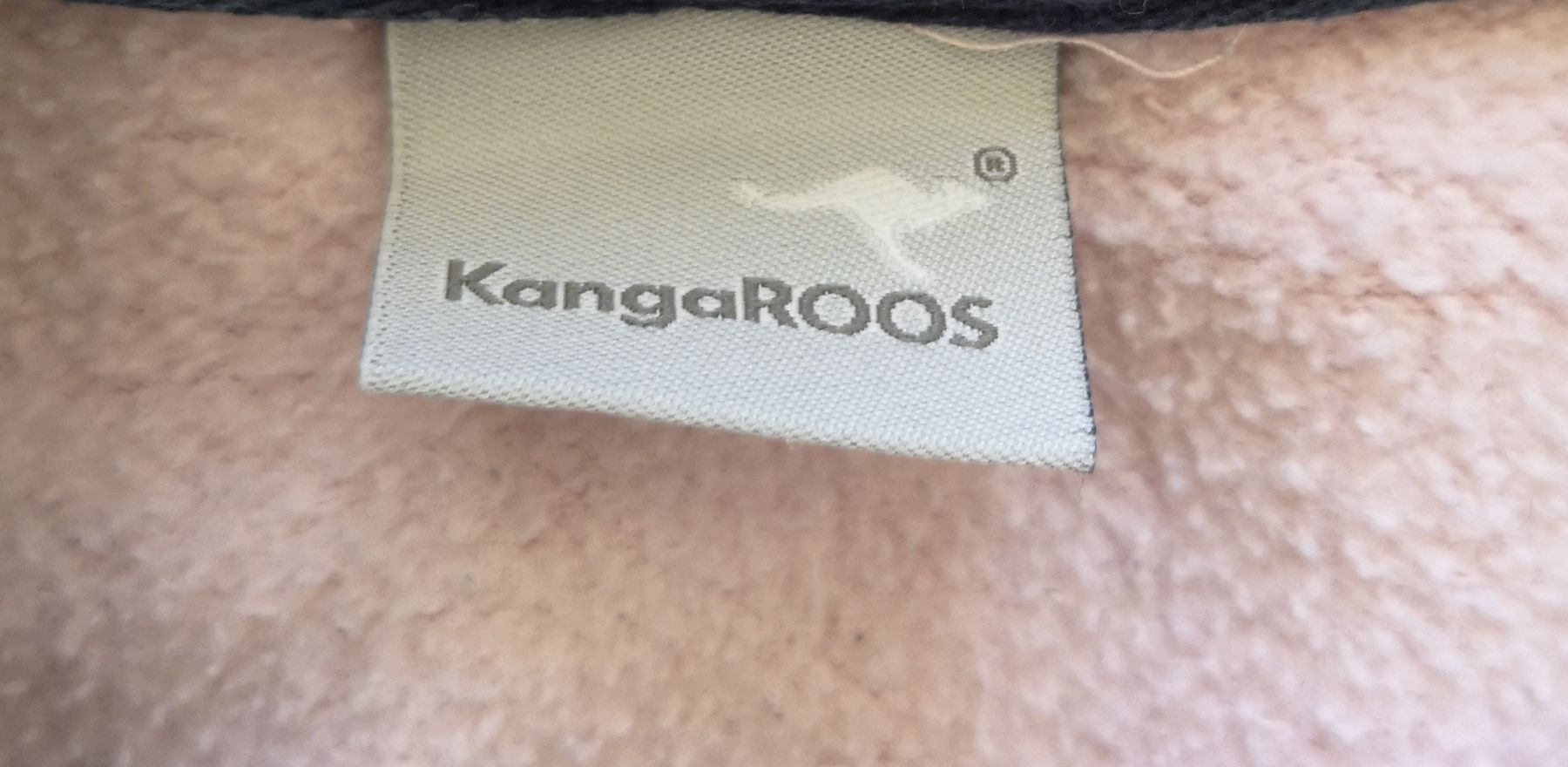 Maglioni & Felpe: Kapuzen-Pulli Gr. 36/38 - KangaROO - Spendenaktion – Usato da Unterkulm venduto da Beljasch 1