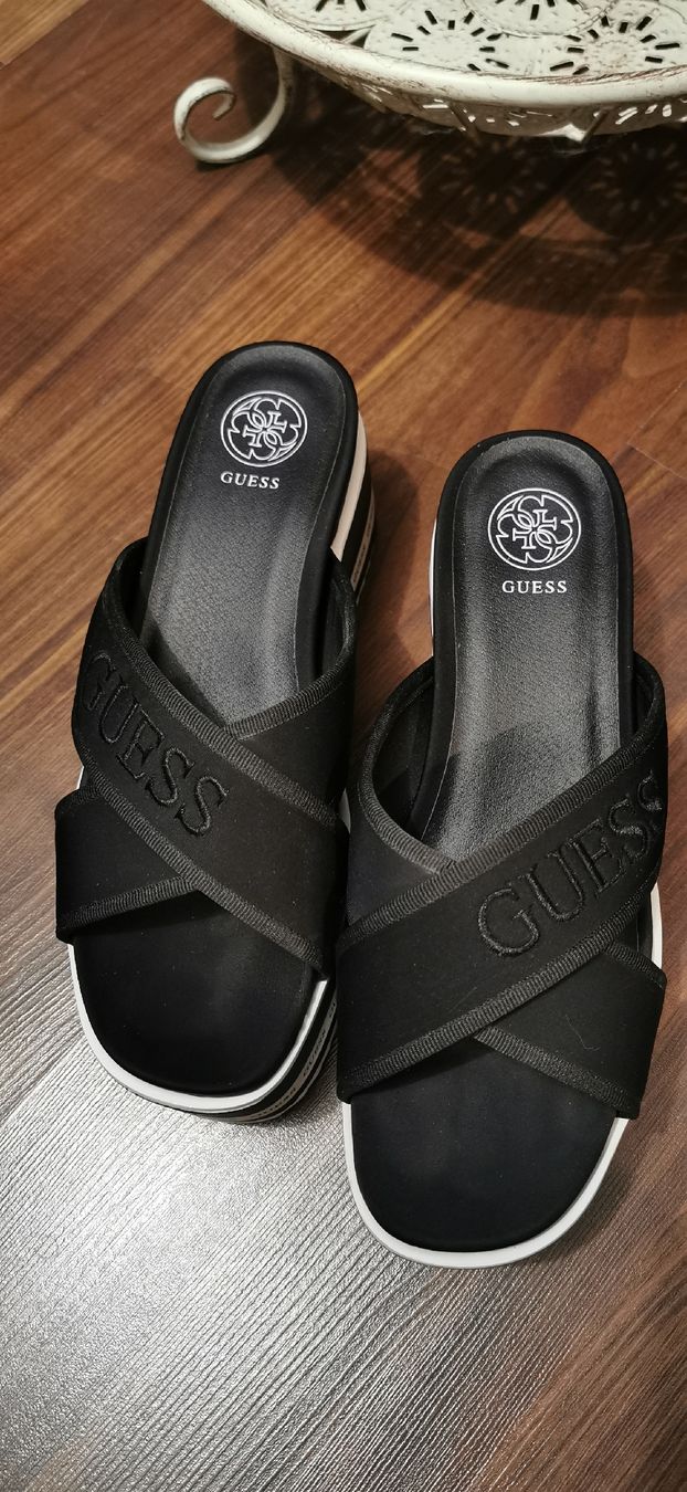 Guess Scarpe da donna: Guess Pantoletten – Usato da schaffhausen venduto da kucukaga 6