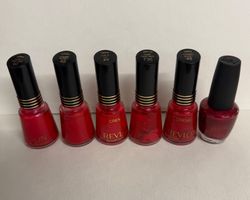 Rote Nagellacke von Revlon und OPI