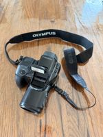 Olympus IS-1000 Spiegelreflexkamera mit Zoomobjektiv