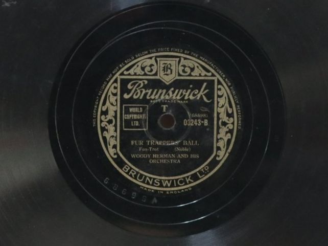 Schallplatten: Schellack Woody Herman Blue Flame Schellackplatte – Gebraucht aus Eschenbach SG von Astalavista 4