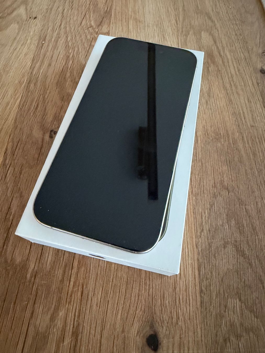 Apple Telefoni cellulari / Smartphones: Iphone 15 pro 256GB – Usato da Eich venduto da stego18