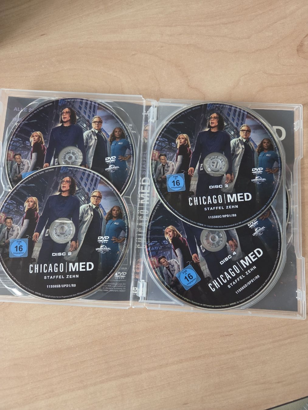 Tutti i DVDs: Chicago Med Staffel 10 Deutsch  – Nuovo (secondo la descrizione) da Winterthur venduto da katzen07 2