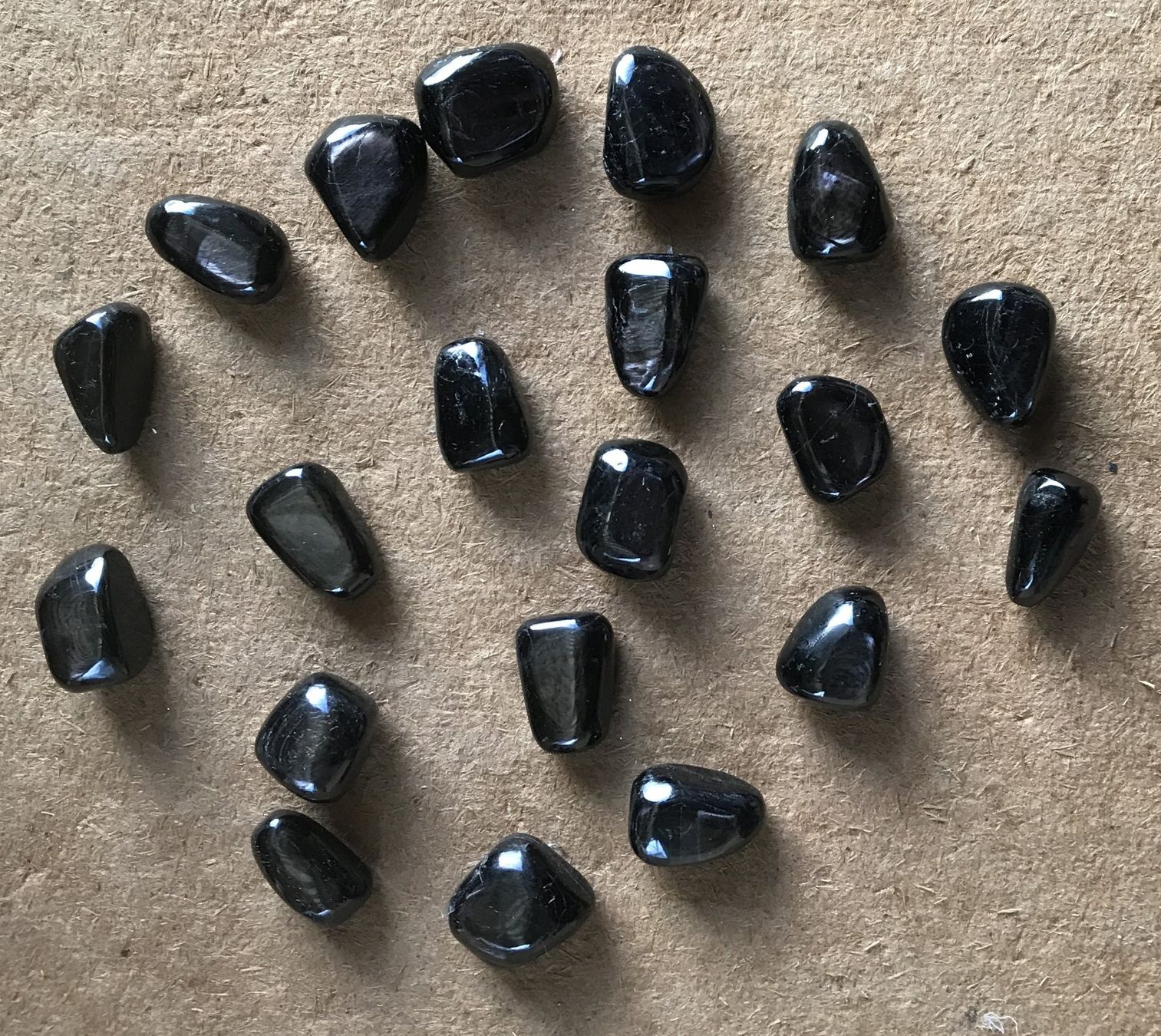 Mineralien & Heilsteine: LOT MINERALIEN – Gebraucht aus Ostermundigen von Wyatt-Earp