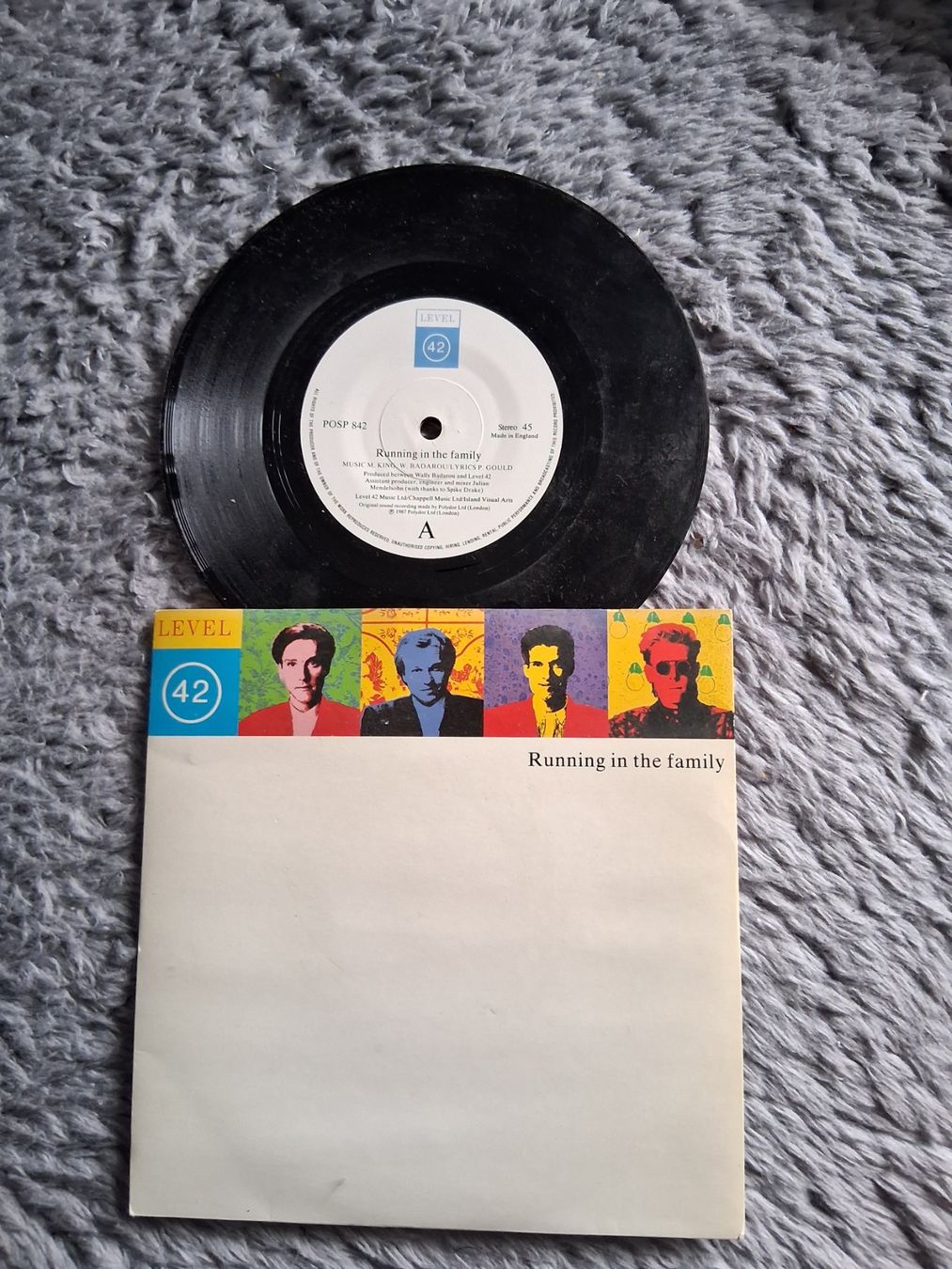 Schallplatten: LEVEL 42     RUNNING IN THE FAMILY    7NER SINGLE – Gebraucht aus Wetzikon ZH von Ramones01