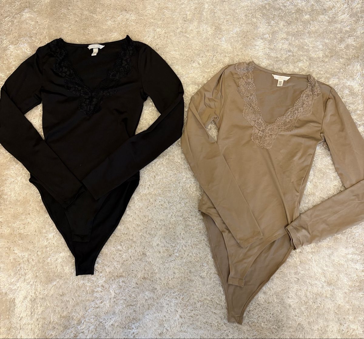 H&M Lotti di vestiti: Body-Set Spitze H&M – Usato da Lenzburg venduto da lejlaim.