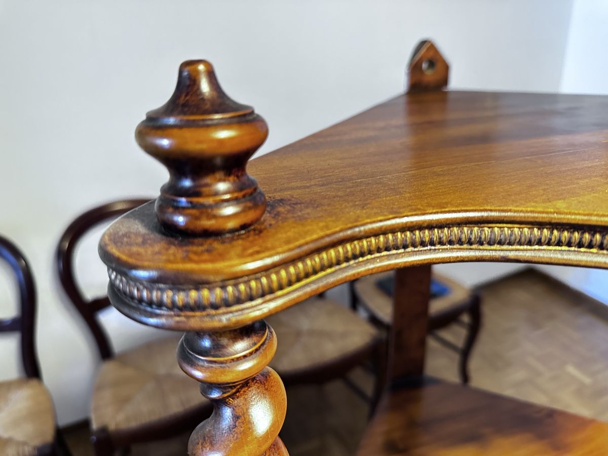 Regale: Étagère d'angle merisier  – Gebraucht aus Veyrier von VeyrierMan 1