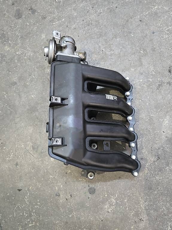 Autos: Bmw e46 320d teile ab  – D'occasion à Niedergösgen par Zecinha 1