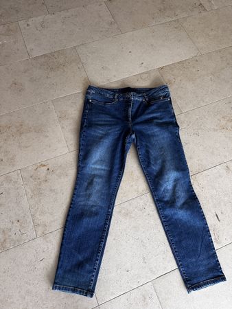 Jeans Damen Grösse 42 dunkelblau guter Zustand