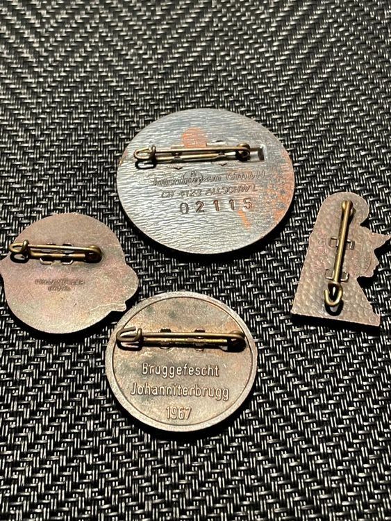 Placchette & Badge: Div. Festabzeichen Basel Stadt – Usato da Aarburg venduto da glaibasel57 1