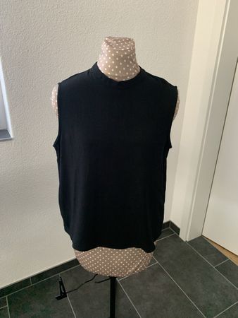 Schwarzes Top von ONLY, Grösse 36, neuwertig!