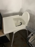 Chaise haute blanche, bon état