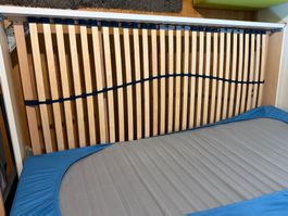 Bett mit Lattenrost gebraucht - sofort abholbereit