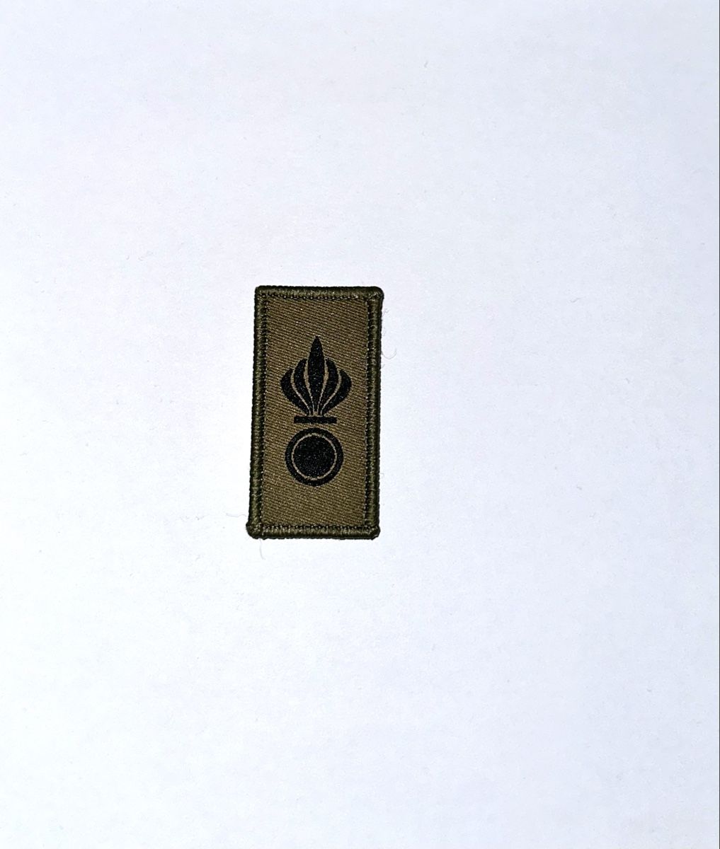 Schweizer Armee Placchette & Badge: Truppengattung Artillerie Klett – Usato da Rifferswil venduto da n.megert