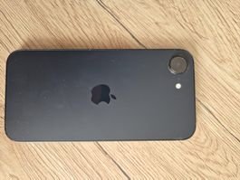 I Phone 16e