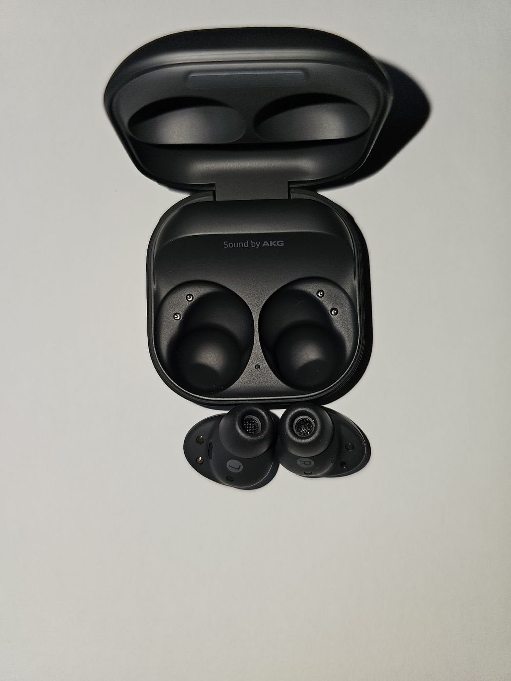 Cuffie: Galaxy Buds2 Pro – Nuovo (secondo la descrizione) da Aeschi SO venduto da Sandro88 4