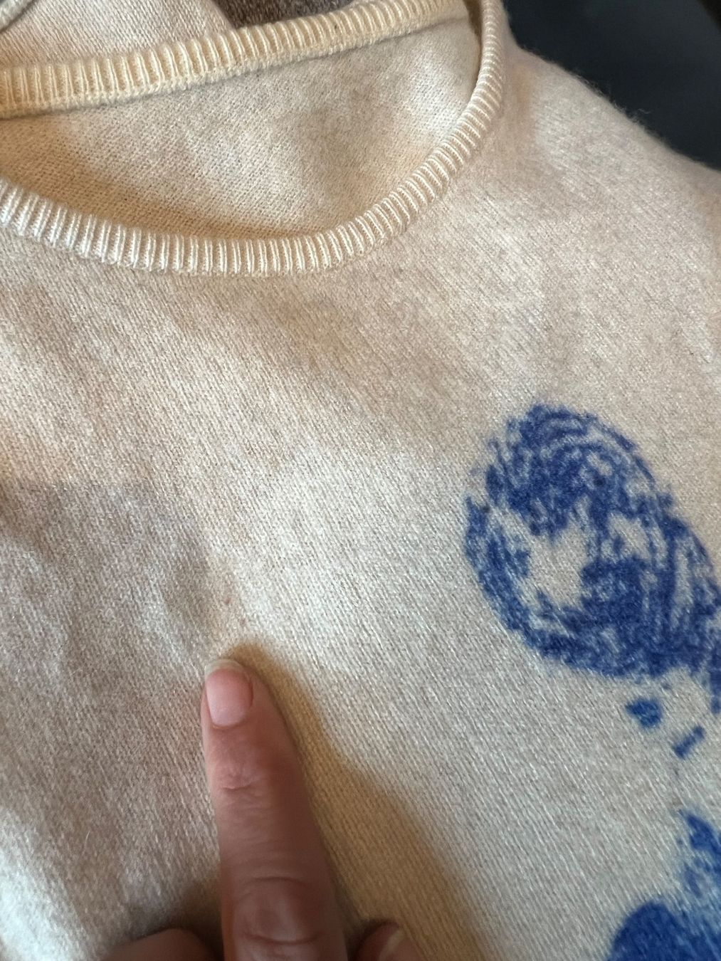 Maglioni & Felpe: LUCIEN PELLAT-FINET Kaschmir Pullover mit Yves Klein Print – Usato da Zürich venduto da ClosetQueen 7