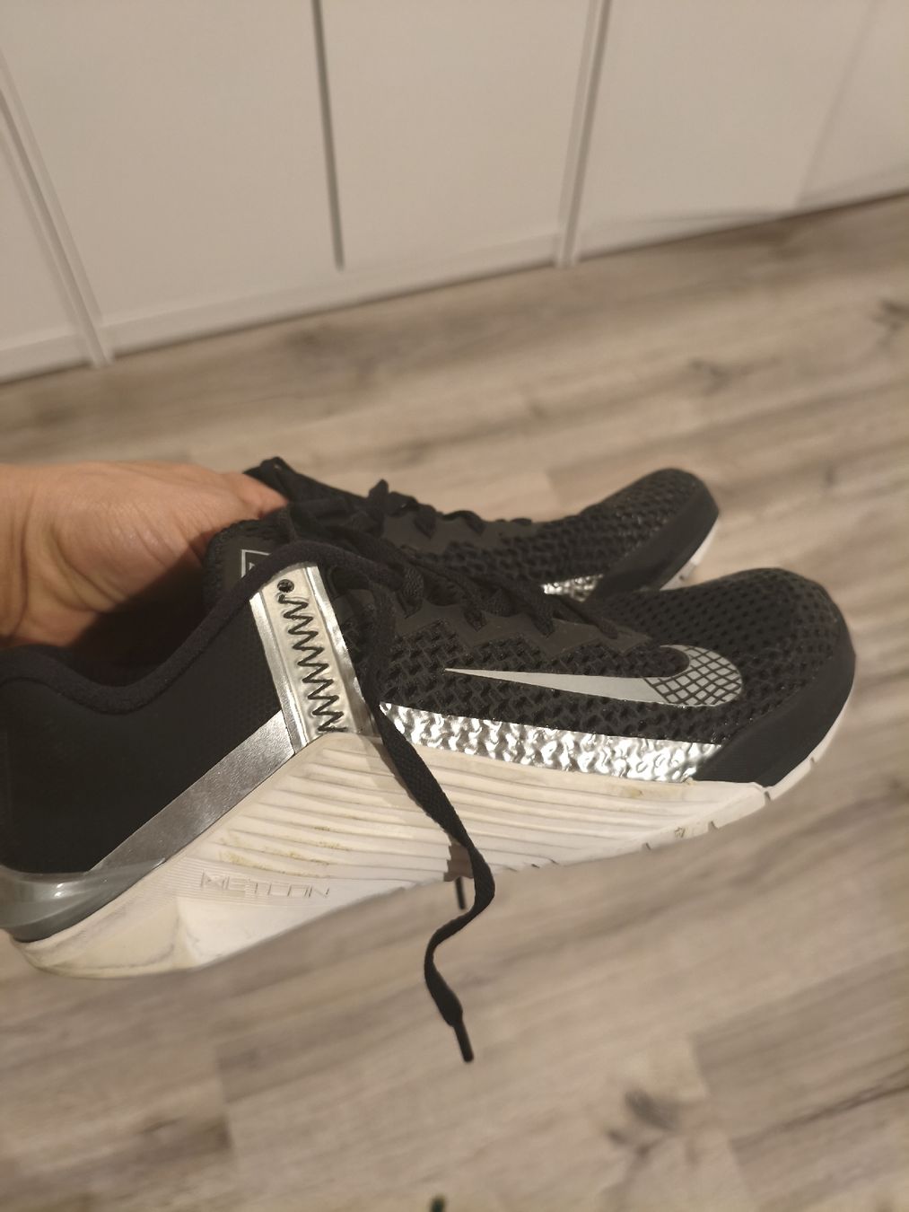 Scarpe da donna: metcon 6 numero 36.5 – Usato da Bioggio venduto da OresteIronix 3