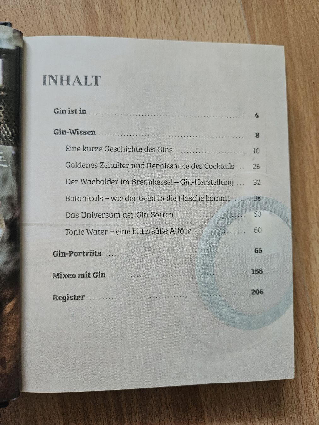 Libri: GIN - Geschichte, Herstellung, Marken – Usato da Ebikon venduto da SecondChance_byM 1