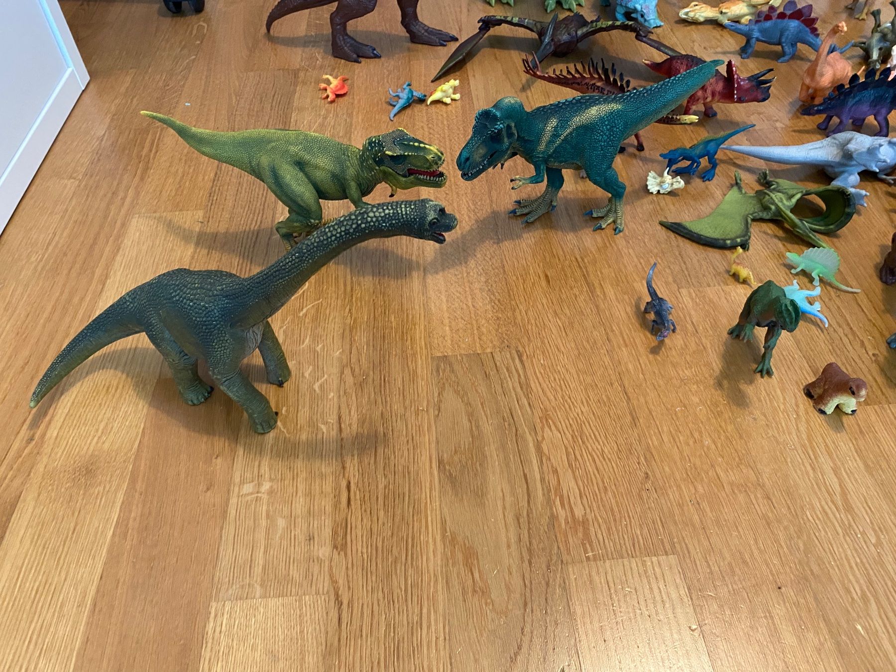 Statuette: Dinosaurier grosse Sammlung 70 Stk. – Usato da Winterthur venduto da Baby117 1