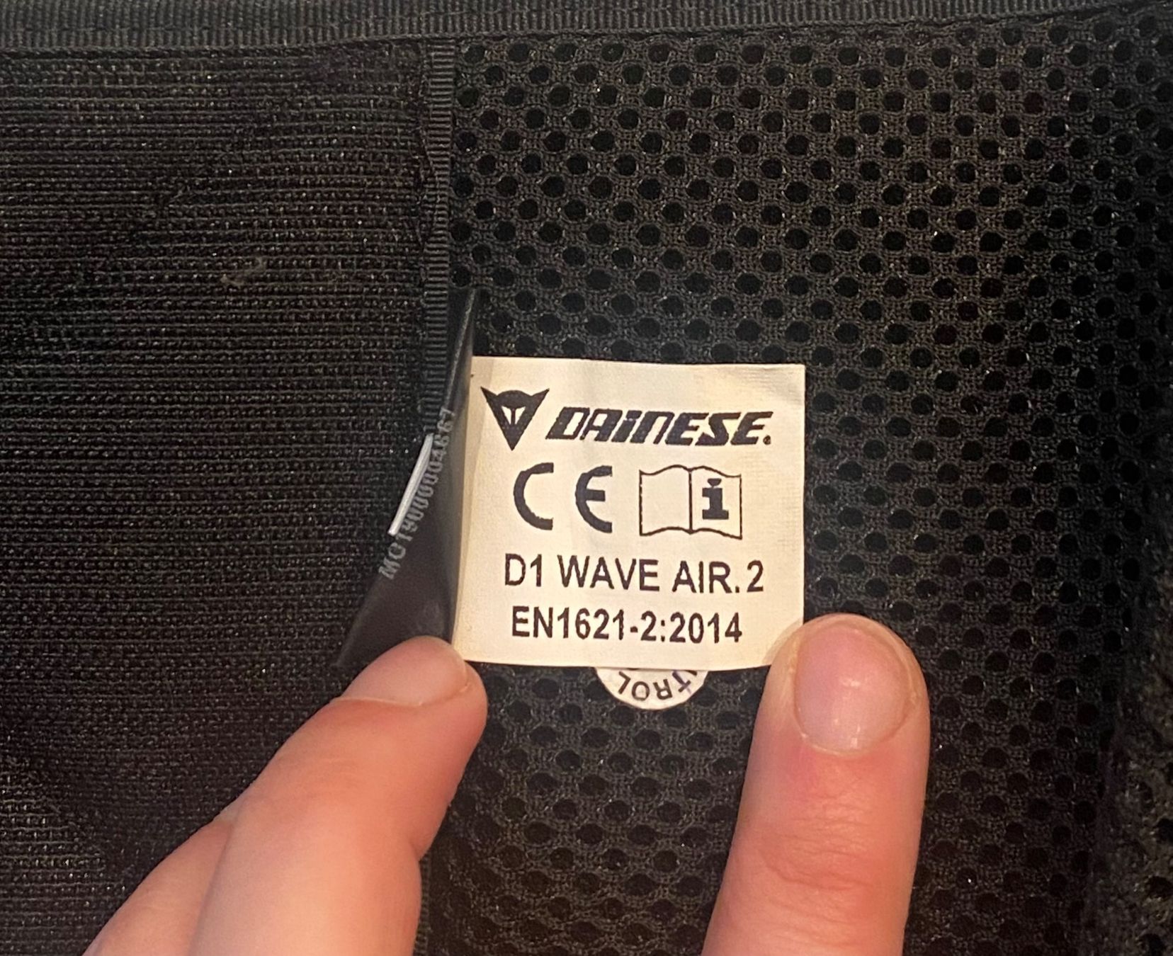 Dainese Protezioni & Imbottiture: Dainese Rückenprotektor D1 WAVE AIR.2 – Usato da Schaffhausen venduto da PatriciaGo 3