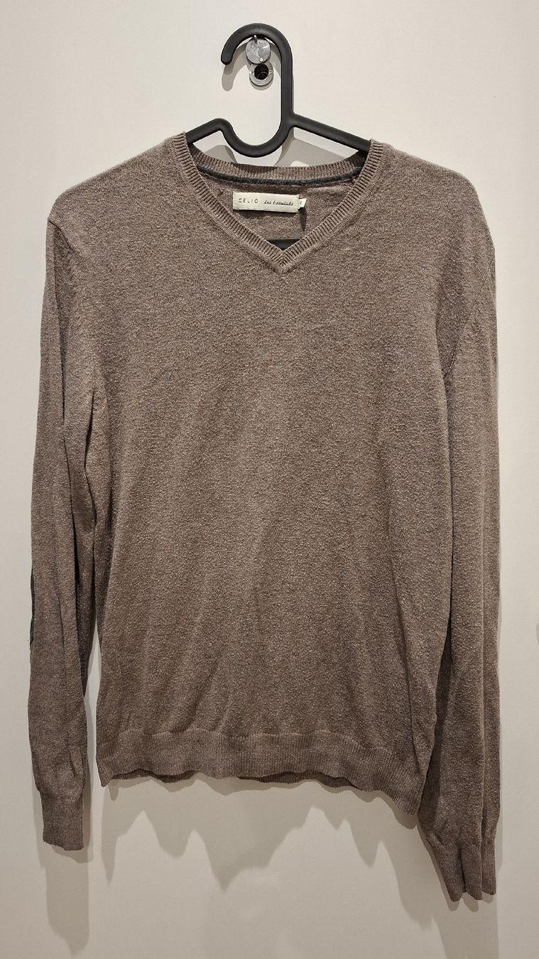Pulls & Sweat-shirts: Celio v-neck sweater with elbow patch size S – D'occasion à Zürich par pto_6wfs