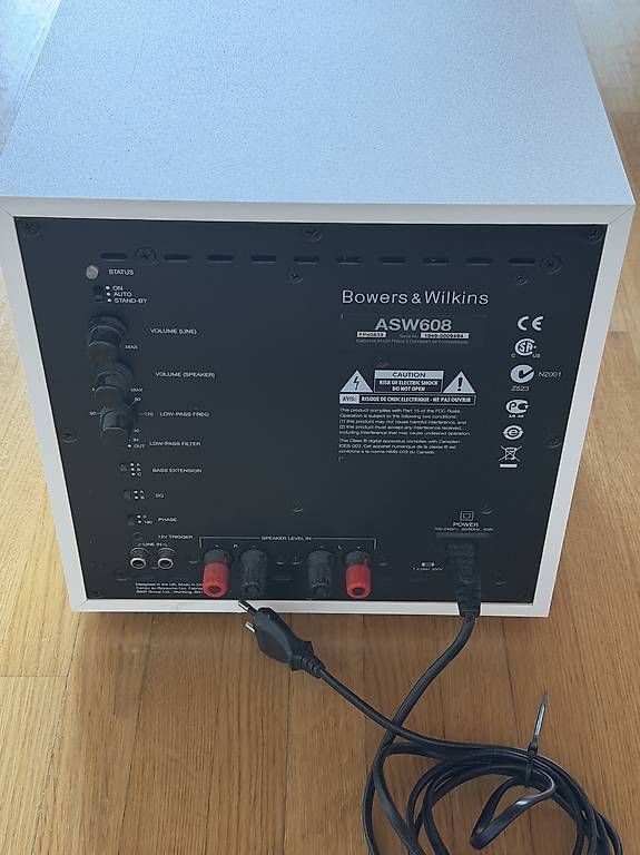 Bowers & Wilkins Casse acustiche: Bowers & Willkins ASW 608 Subwoofer – Usato da Wil ZH venduto da 1111daniel 2