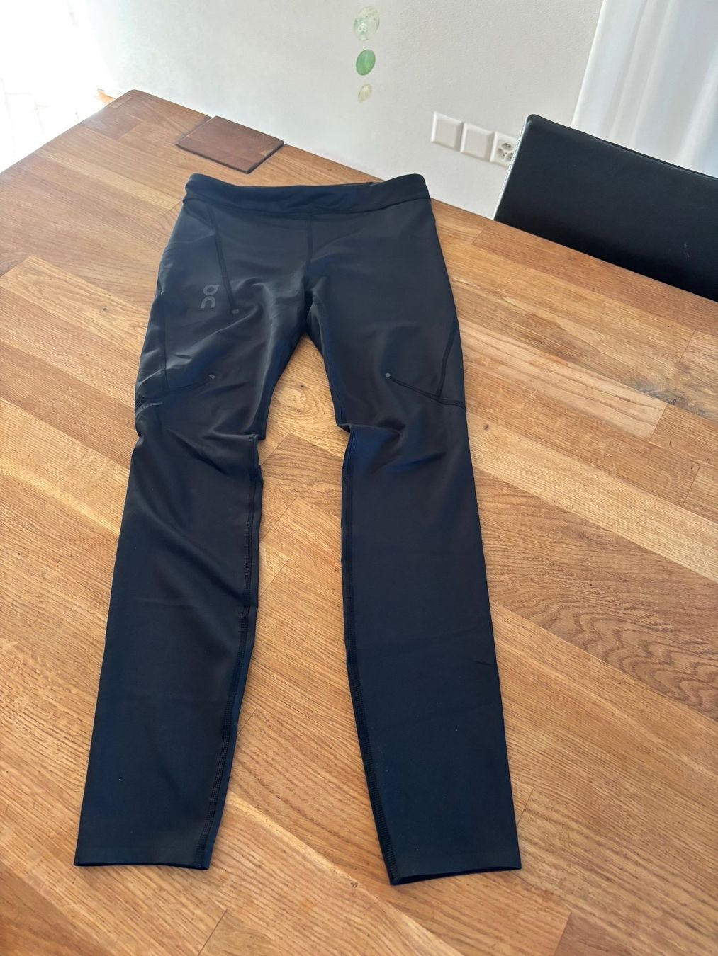 Pantaloni: ON Jogging Tights Herren M – Nuovo (secondo la descrizione) da Geuensee venduto da sonnetje 1