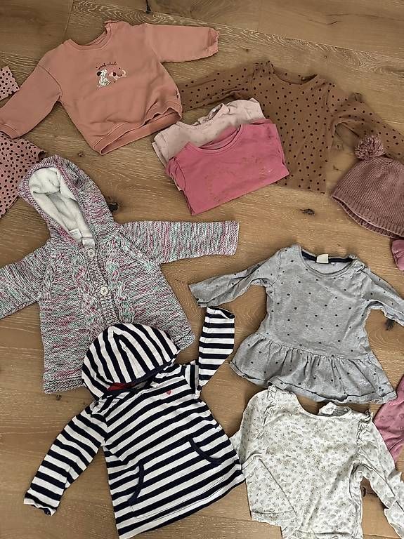 Lotti & Set di vestiti: Mädchenkleider Set , Babykleider – Usato da Aathal-Seegräben venduto da Neja80 2