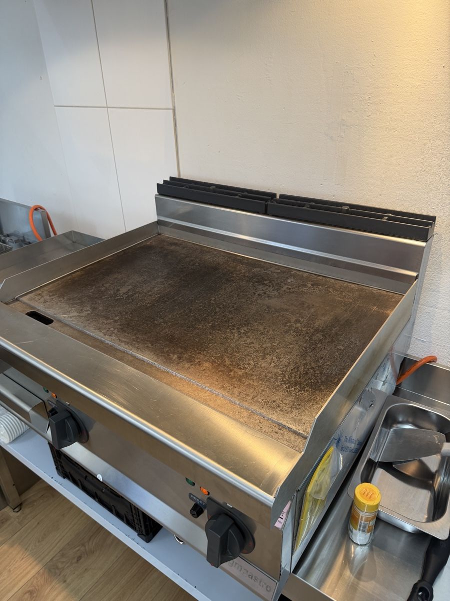 Ggm Gastro Appareils de cuisine: Gastro Grillplatte ggm gastro gebraucht – D'occasion à Müllheim Dorf par jyo_7pd6