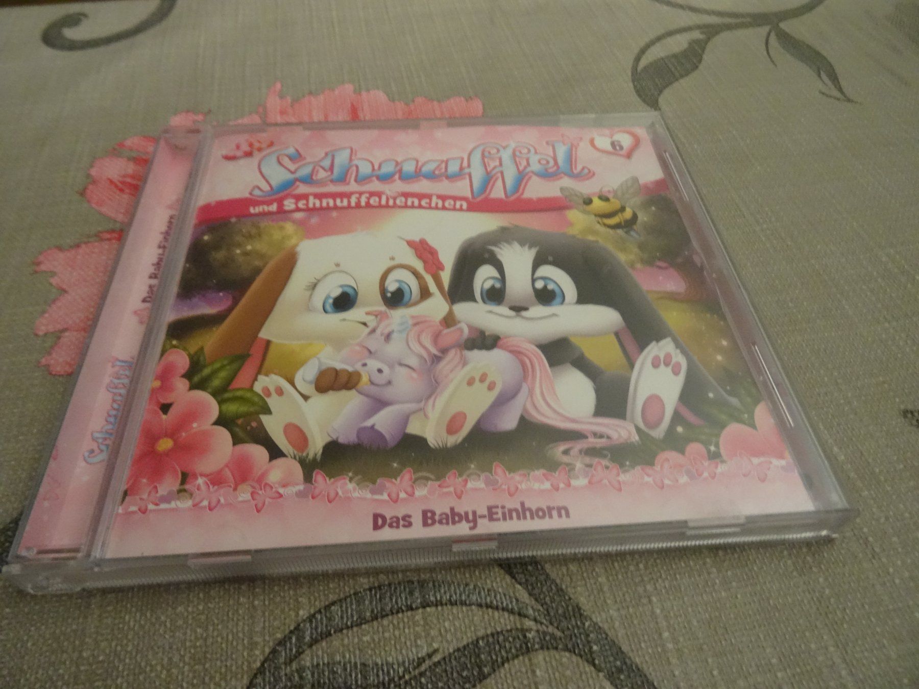 CDs: Schnuffel und Schnuffelchen 6 - Das Baby-Einhorn, CD – Gebraucht aus Olten von Disc-Ausverkauf