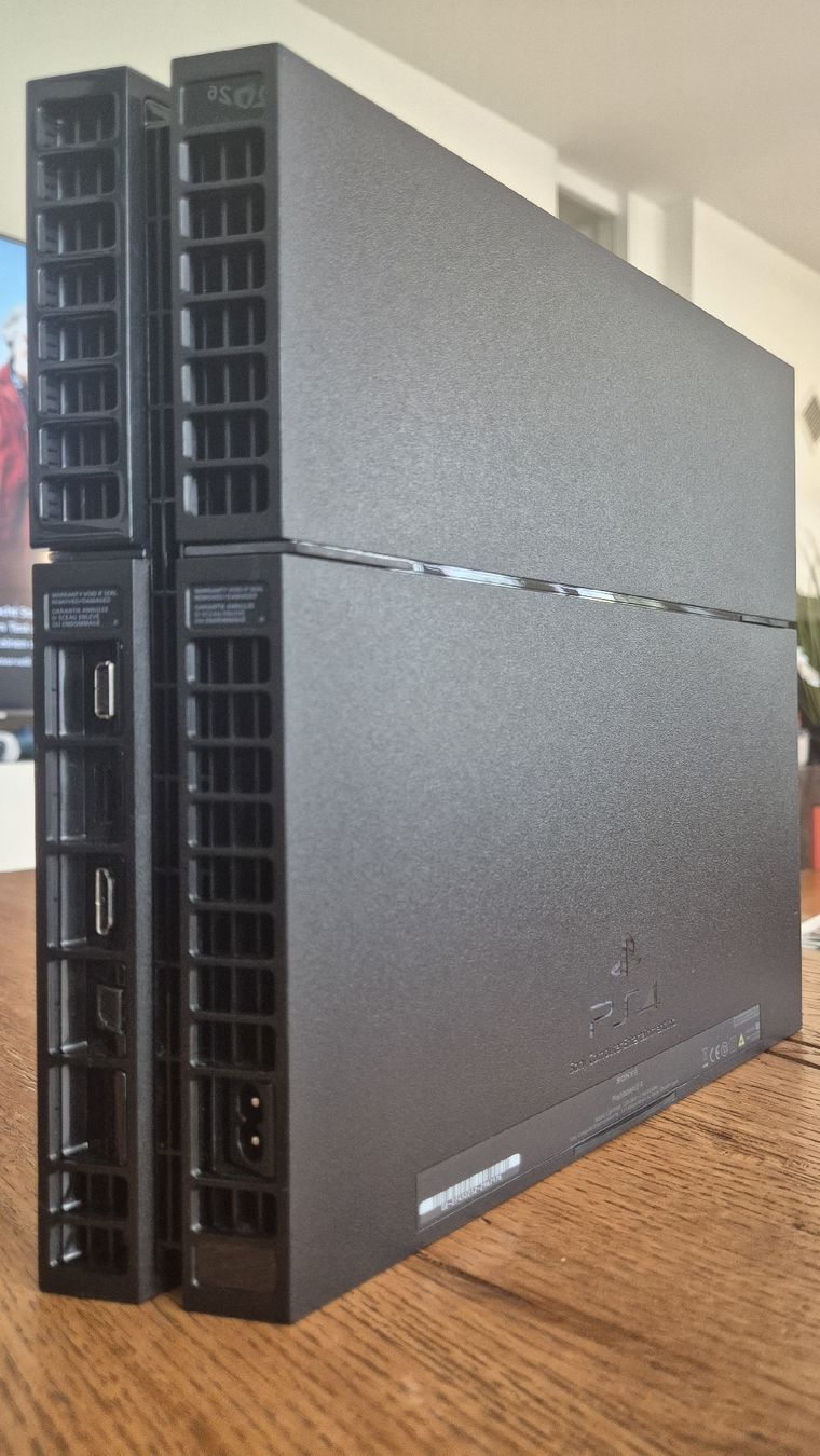 Sony Konsolen: Sony PlayStation 4 PS4 500GB Schwarz – Gebraucht aus Au SG von AlenCompany 2