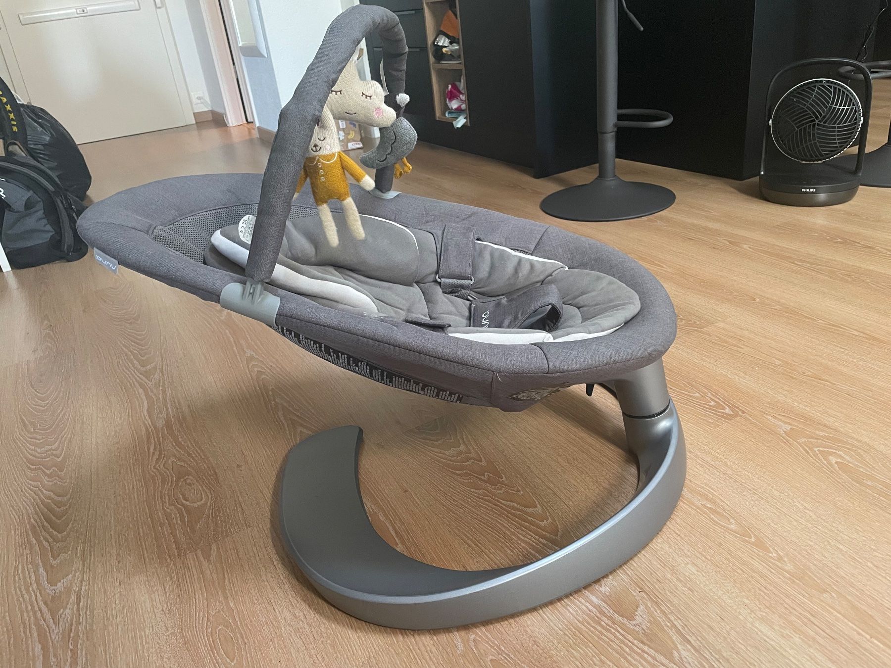 Nuna Wippen & Schaukeln: Nuna leaf grow avec arche de jeux – Gebraucht aus Plan-les-Ouates von mtbvir 2