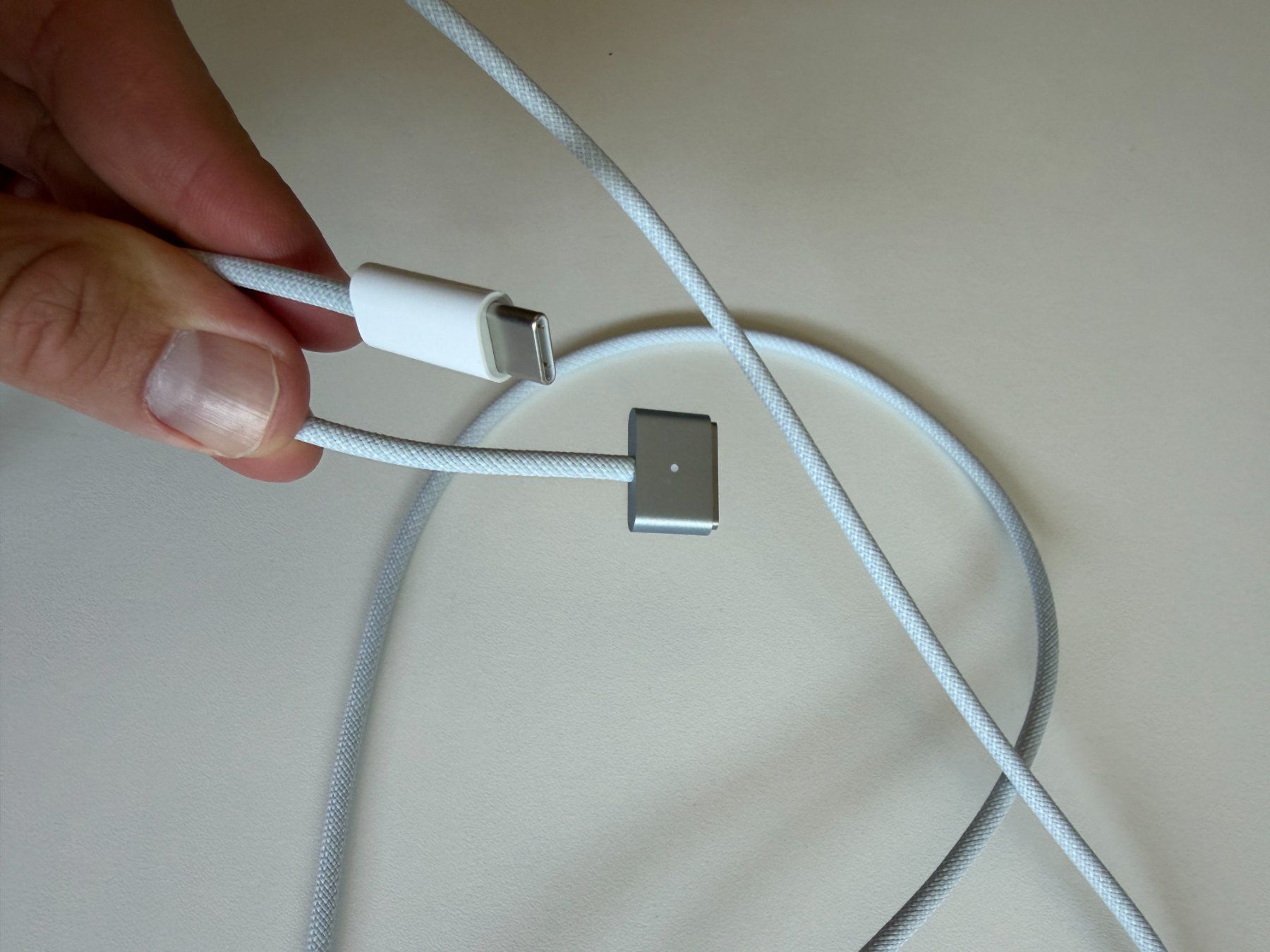 Apple Kabel: Original Apple MagSafe charging cable – Neu (gemäss Beschreibung) aus Zürich von JulesZHW 2