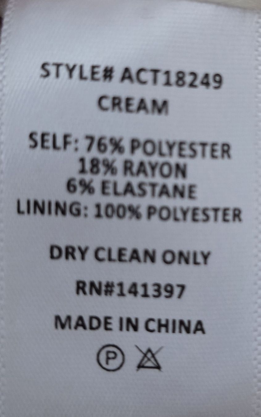 Top: ASTR the Label Top Crème – Usato da Zürich venduto da ale_bg2x 5