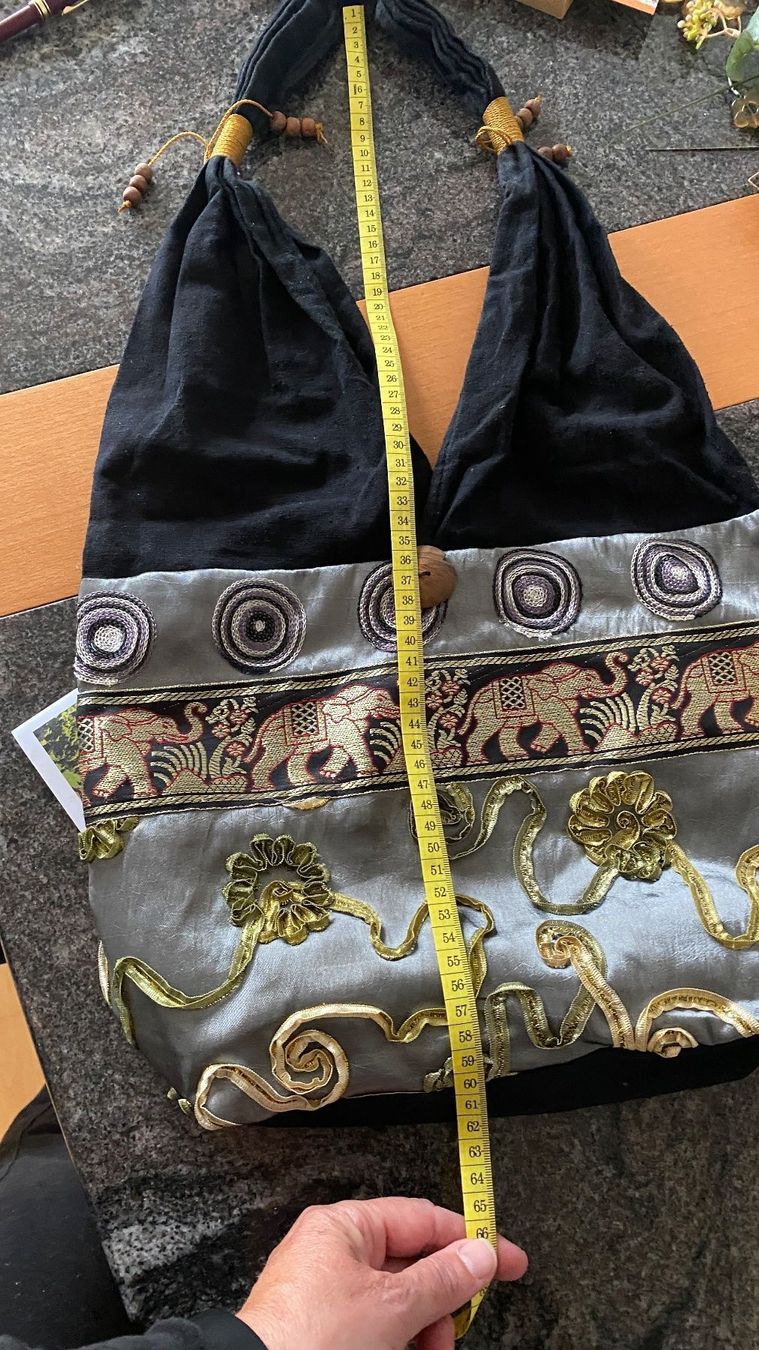Taschen für Damen: Stofftasche – Gebraucht aus luzern von bar_5gtr 1