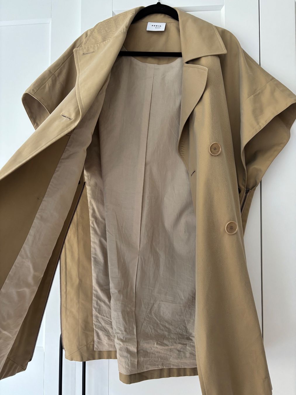 Akris Giacche: Cool Akris punto trench cape D34 – Usato da Zürich venduto da nao_pjh8 4