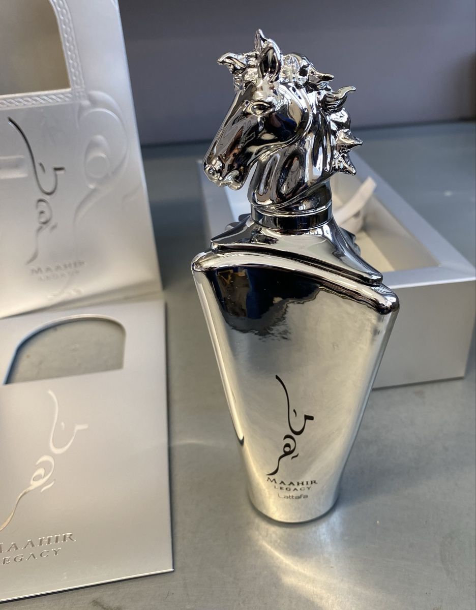 Lattafa Profumi & Eau de Toilette: Lattafa Maahir Legacy 100ml NEUF – Nuovo (secondo la descrizione) da Corseaux venduto da atchoum66 1