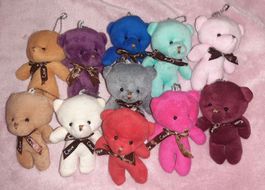 Teddy bears (48 available @ 2chf each)