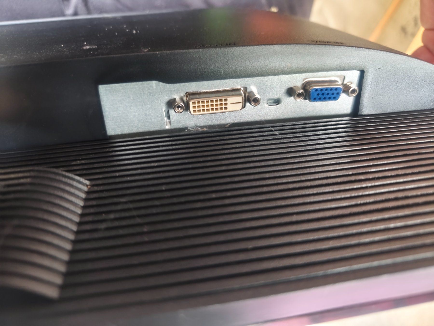 Ecrans: monitor Packard bell – D'occasion à Bärau par jas_bxd2 2