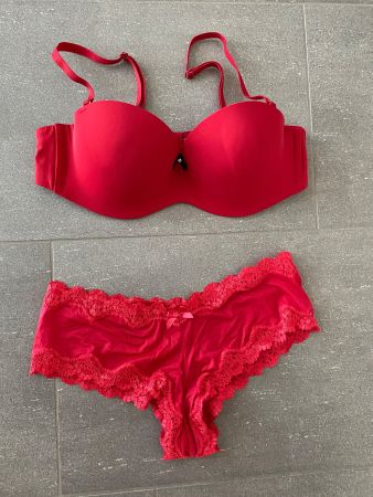 SKINY BH ROT