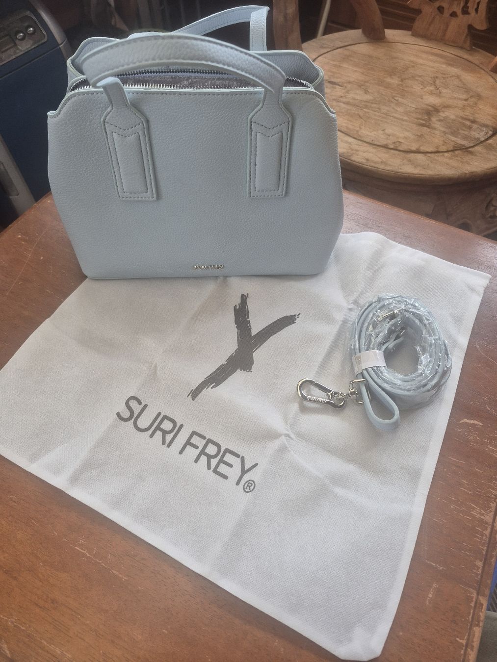 Suri Frey Borse da donna: suri frey classic elegance,  like new !w ! – Usato da Münchenstein venduto da ron45