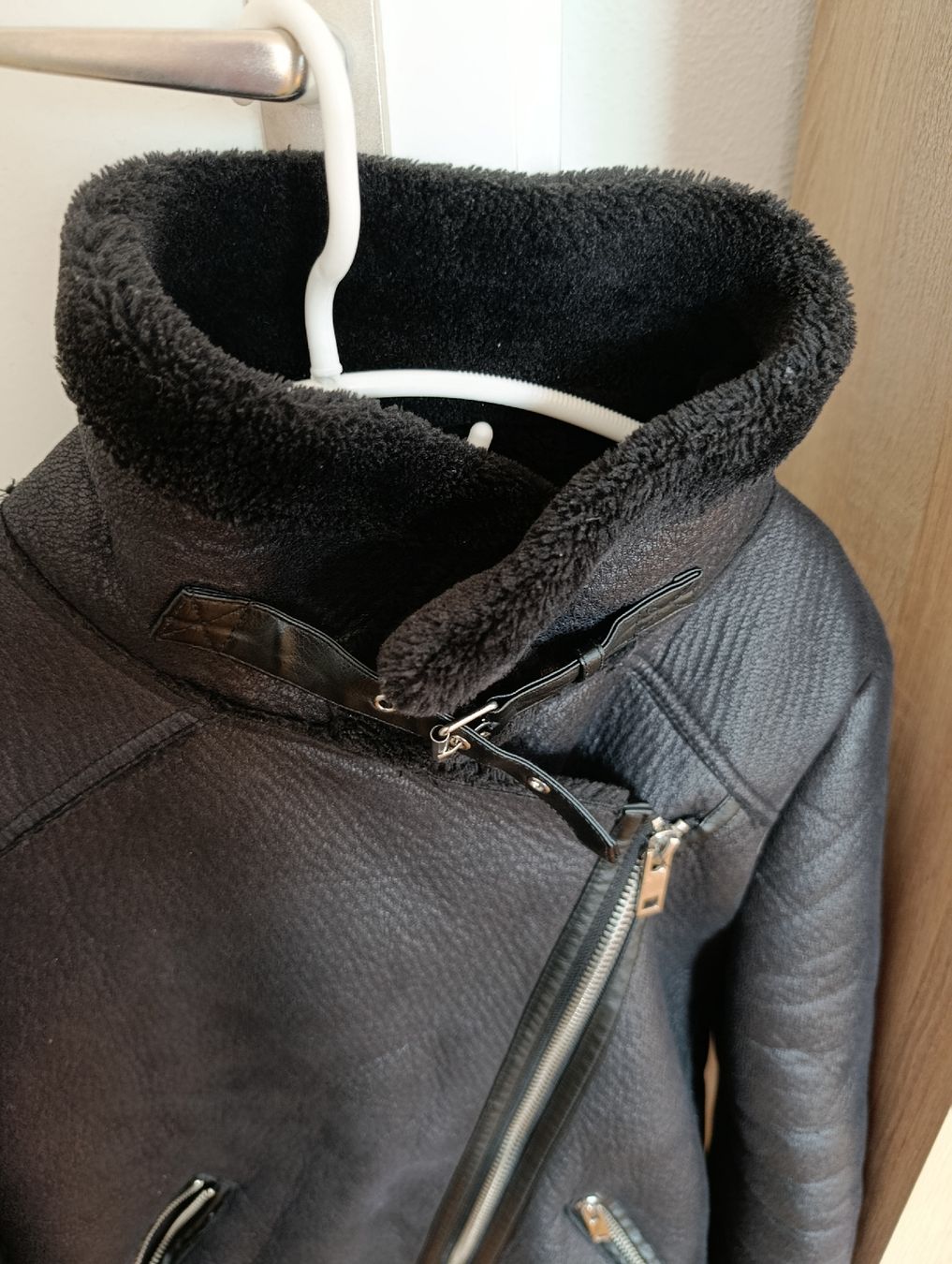 Zara Jacken: Winterjacke schwarz Gr.M ZARA – Gebraucht aus Bellach von TORA4 2